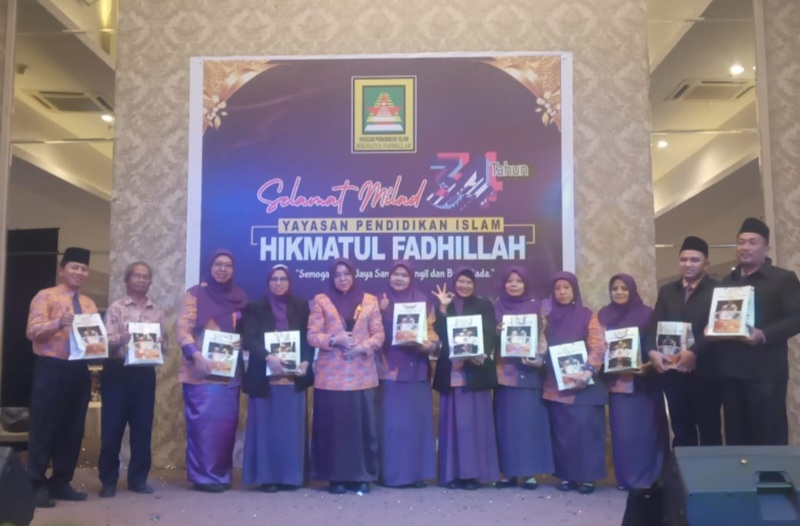 YPI Hikmatul Fadhillah Milad Ke 34 Beri Apresiasi Untuk Guru