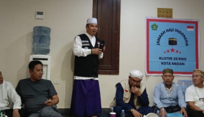Ketua Kloter 25 Embarkasi KNO Sampaikan Informasi Persiapan Armuzna