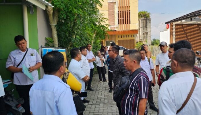 Yuu At Contempo Halangi Pengukuran Taman Ilegal