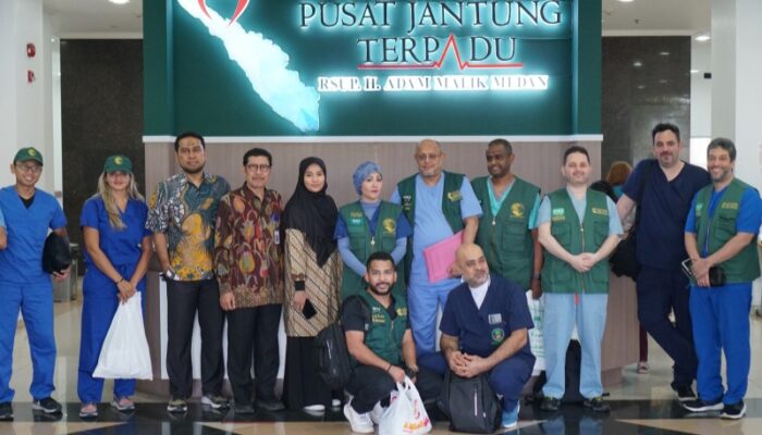 RS Adam Malik Bersama Tim Medis Arab Saudi Gelar Operasi Jantung Anak