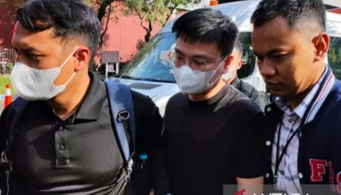 Tawarkan Pekerjaan, WNA China Tipu 800 WNI