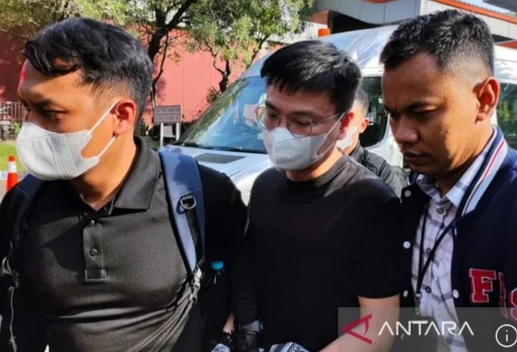 Tawarkan Pekerjaan, WNA China Tipu 800 WNI