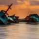 Kapal Wisata Tenggelam Di Pantai Bosur, 3 Meninggal, 43 Selamat