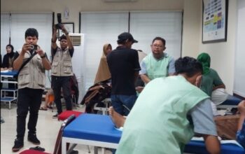 Dies Natalis ke-40, UT Gelar Sunat Massal