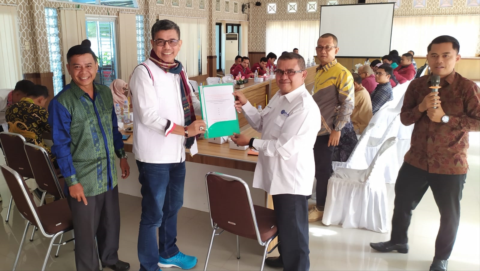UM Tapsel Gelar FGD Bahas RUU Kepolisian UM Tapsel Gelar FGD Bahas RUU Kepolisian