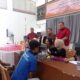 Kadisdukcapil Binjai bersama Kalapas tinjau proses perekaman KTP di Aula Lapas. (Waspada/Ria Hamdani)