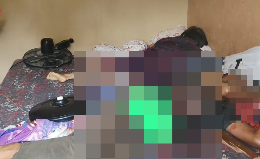 PNS Dinkes Sidimpuan Tikam Wanita Lalu Bunuh Diri PNS Dinkes Sidimpuan Tikam Wanita Lalu Bunuh Diri