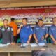 Kasat Reskrim AKP Rianto saat menjelaskan kronologi rudapaksa yang dilakukan ayah kandung trehadap putrinya. Waspada/Bustami CP