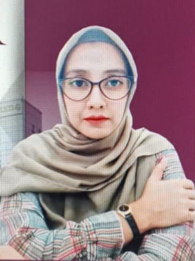 Juli Dwina Puspitasari, MBUS (ADV), Dosen FEBI IAIN Langsa yang memimpin pembelajaran Marketing dengan mahasiswa Malaysia. (Waspada/Ist)