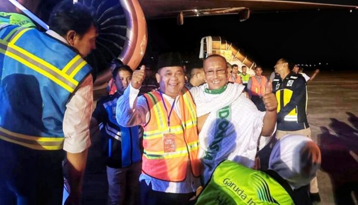 Pj Bupati Aceh Tamiang Lepas Calhaj Hingga Pintu Pesawat