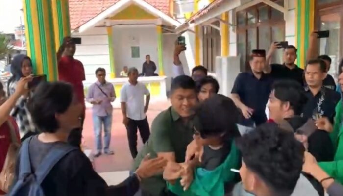 Petugas Unimal Diduga Cekik Mahasiswa Demo UKT Dan Pelecehan Seksual