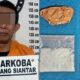 Sat Resnarkoba Polres Pematangsiantar meringkus terduga pelaku seorang residivis, pria DMH, 51, di Jl. Rakutta Sembiring, Kel. Nagapita, Kec. Siantar Martoba, Senin (17/6) pukul 00:10, karena memiliki narkotika jenis sabu-sabu dan menyita barang bukti sabu dan HP dari DMH.(Waspada-Ist).