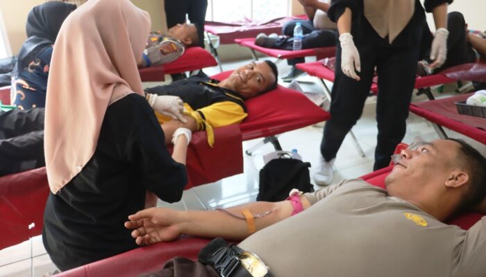 Jelang HUT Ke-78 Bhayangkara, Polres Langkat Gelar Donor Darah 