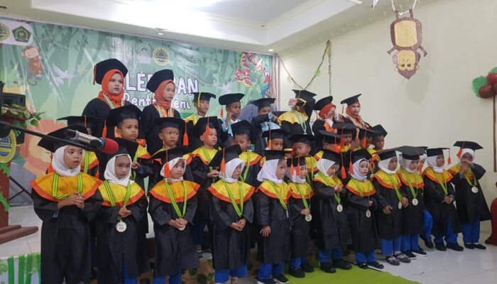 Pelepasan Santri TK Khairun Amala Dan TPA DMT Dirangkai Pentas Seni