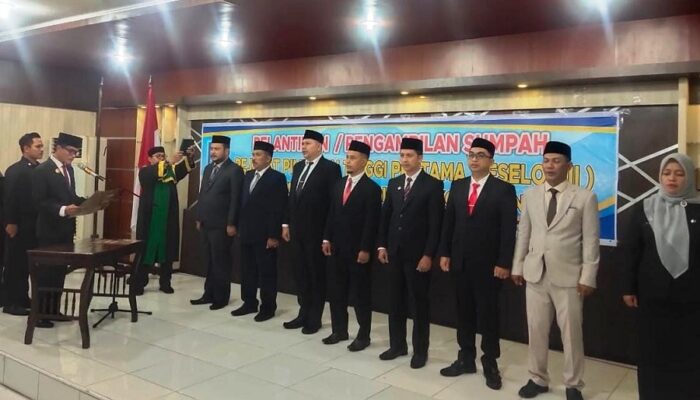 Delapan Pejabat Eselon II Dilantik