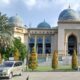 Tampak dari luar bangunan Masjid Agung Islamic Centre Kota Lhokseumawe gagah dan megah serta asri. Kondisi ini berbanding terbalik dengan pemandangan di toilet dan tempat wudhuk ICL tersebut yang kumal, kumuh, dan jorok. Waspada/Maimun Asnawi