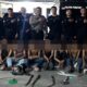 Personel Polres dan lainnya pose bersama setelah mengamankan 16 remaja sesudah menggagalkan aksi tawuran remaja itu dan barang bukti sepeda motor serta Sajam dari para remaja itu di Jl. Sisingamangaraja, Kel. Bukit Sofa, Kec. Siantar Sitalasari, Minggu (16/6) pukul 03:00.(Waspada-Ist).