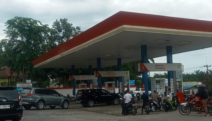 Layanan SPBU Di Besitang Kecewakan Pengendara