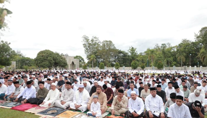 Pemkab Aceh Besar Gelar Shalat Idul Adha Di Halaman Masjid Agung Al-Munawwarah