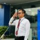 Heldin Suranta Tarigan, Insprektur Upacara Hari Lahir Pancasila ke-77 di BRI BO Tanjungbalai. Waspada/Ist