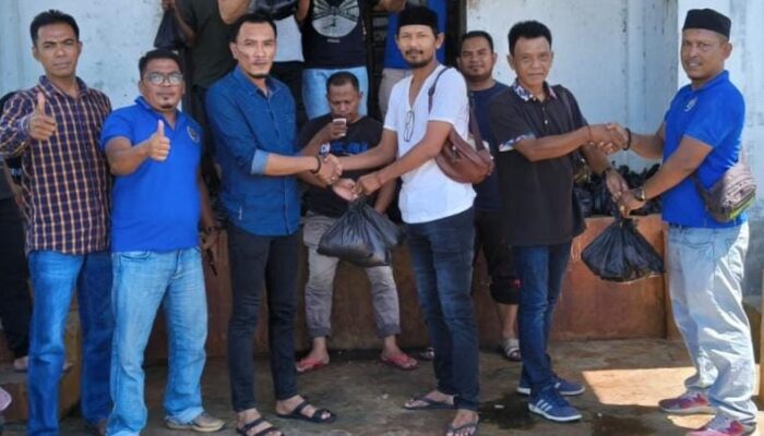 Ratusan Wartawan Langsa Terima Daging Kurban