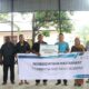 KELOMPOK Ternak Tanjung Pasir terima bantuan dari PLN IP UBP. Waspada/Ist