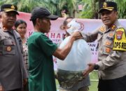 Dukung Ketahanan Pangan, Kapolres P.Siantar Tebar 1.000 Benih Ikan Nila
