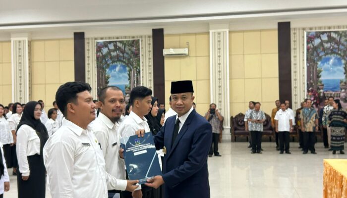 Lantik 240 PPPK, Pj Wali Kota Harap ASN Memiliki Esprit De Corps