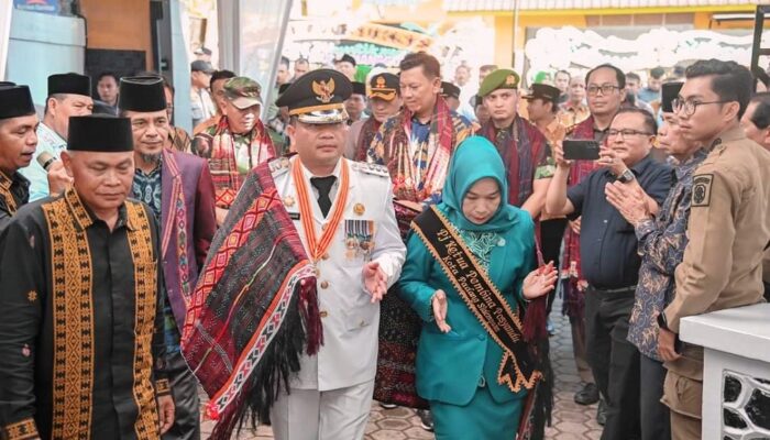 Hari Pertama Di Sidimpuan, Pj Wali Kota Timur Tumanggor Disambut Secara Adat