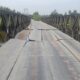 Inilah lantai jembatan bailey Kampung Meurandeh, Kecamatan Manyak Payed, Kabupaten Aceh Tamiang yang sudah rusak dan butuh perbaikan secepat mungkin dari pemerintah daerah. (Waspada/Yusri)