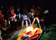 Polsek Kotarih Evakuasi Jasad Wanita Di Sungai Buaya