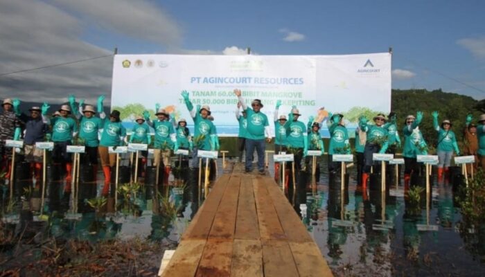 PTAR Tanam 60.000 Manggrove, Tabur 50.000 Kerang Dan Kepiting