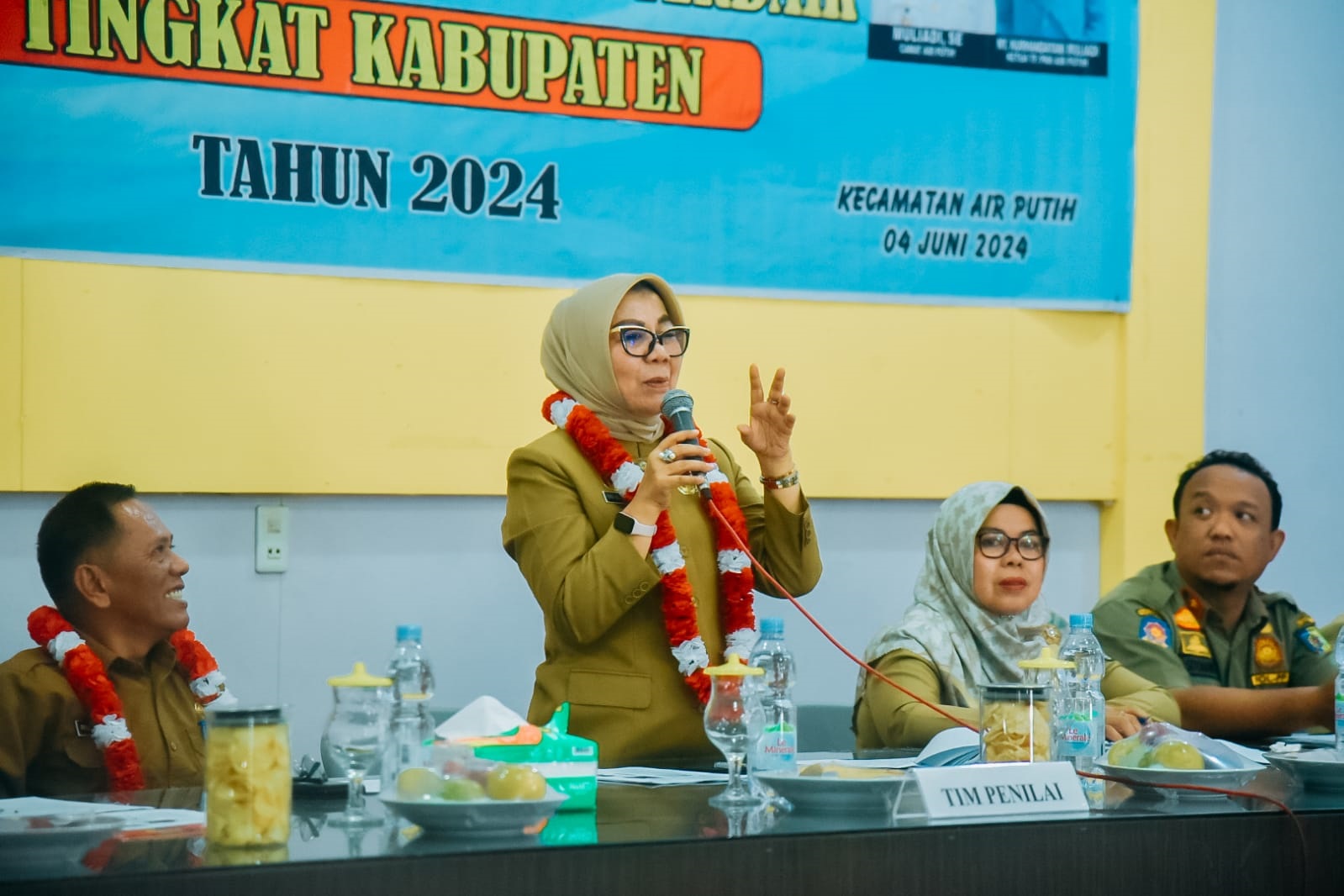 PENILAIAN dan pembinaan kecamatan terbaik tingkat Kabupaten Batubara.Waspada/Ist