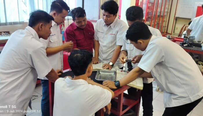 Gelar Pelatihan TTL-2, Honda Terus Perkuat Kompetensi Mekanik