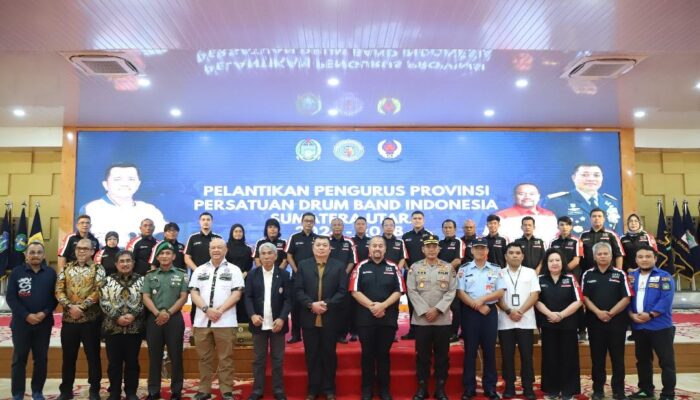 Pj Gubsu Tantang Drum Band 10 Emas PON