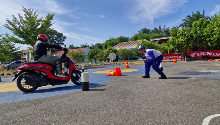 Cara Astra Honda Edukasi Safety Riding Generasi Muda