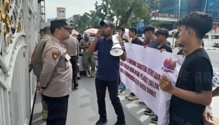 Batalkan SK Kadishub Sumut