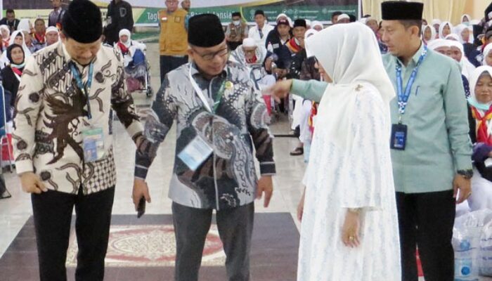 Kakan Kemenag Sambut 312 Jamaah Haji Serdang Bedagai
