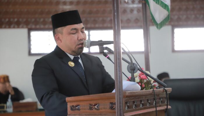 Sidang DPRK Aceh Besar Bahas Penanggulangan Kekurangan Air Bersih