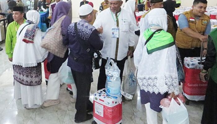 Foto Kloter 10 Tiba Di Asrama Haji Medan Dari Tanah Suci