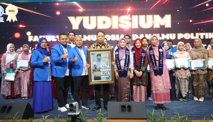 252 Sarjana FISIP UMSU Ikut Yudisium, 29 Orang Berprestasi Nasional Dan Internasional