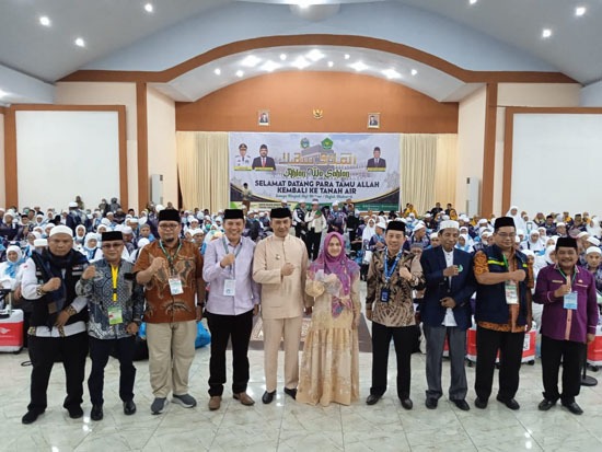 Foto-foto Pj. Bupati Heri Wahyudi Sambut 250 Jamaah Haji Batu Bara
