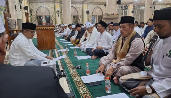 Awal Tahun 1446 Hijriyah, Seribuan Jemaah Larut Dalam Zikir