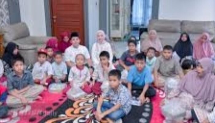 Putra Mahkota, Pengusaha Muda Yang Sangat Peduli Terhadap Anak Yatim
