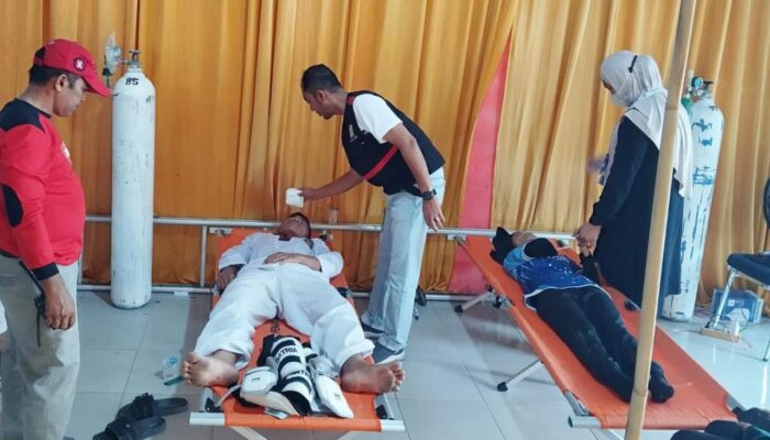 Medis Rawat 47 Atlet – Wasit Popda XVII Aceh, Atlet Patah Tulang Bahu Dirujuk Ke RSUZA Banda Aceh