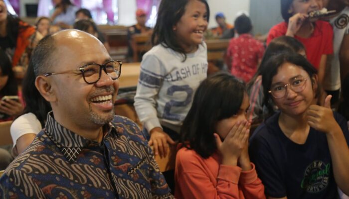 Bacagub Barry Simorangkir Akan Sediakan 1000 Beasiswa Ke Luar Negeri