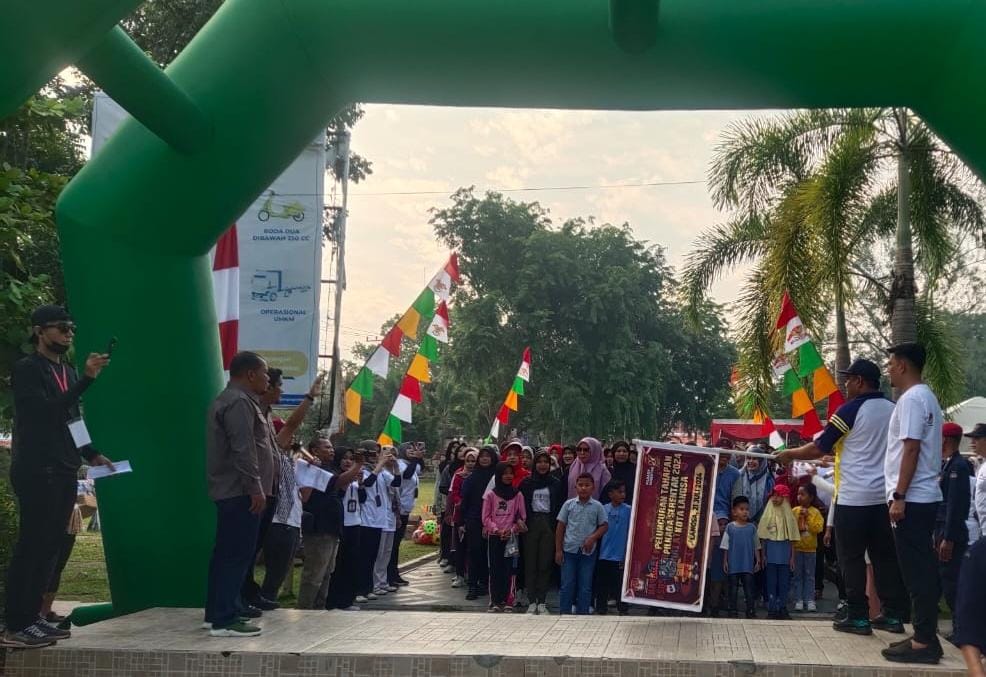 Ribuan Peserta Ramaikan Jalan Sehat Peluncuran Pilkada 2024
