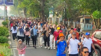 Ribuan Peserta Ramaikan Jalan Sehat Peluncuran Pilkada 2024