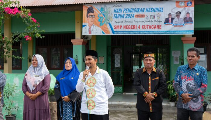 Pj Bupati Agara Kunjungi Sekolah Dalam Rangka MPLS