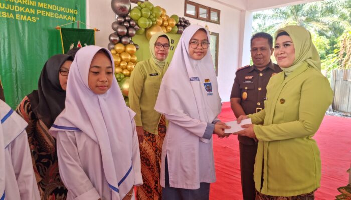 Peringatan HUT IAD 2024, Kejari Palas Santuni Anak Berprestasi